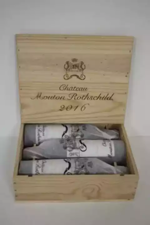 Chateau Mouton Rothschild 2016